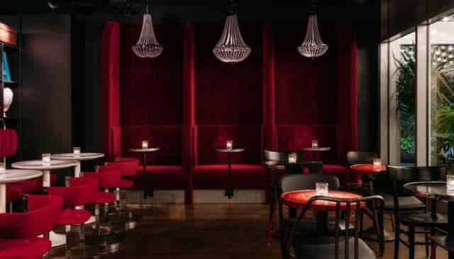 Bar