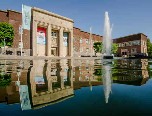 Kunstpalast Düsseldorf venue with grand entrance for corporate galas and cultural events.