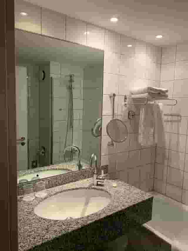 Salon 2 James Cook