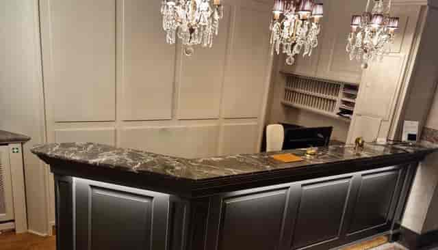 Elegant hotel reception desk in Winter Garden, ideal for corporate event registration.