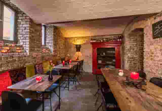 Wine bar