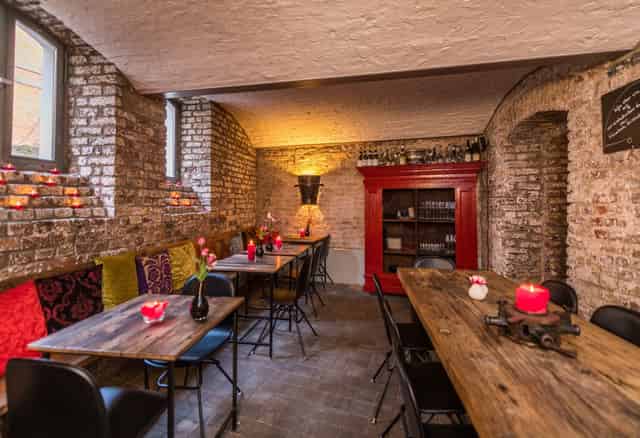 Wine bar
