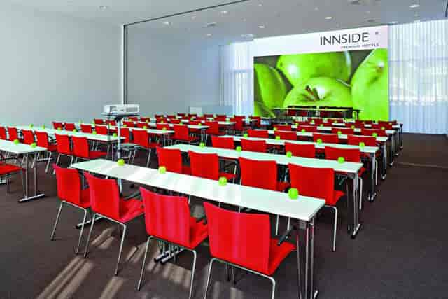 Classroom seminar room with LED wall for professional corporate meetings and business events.
