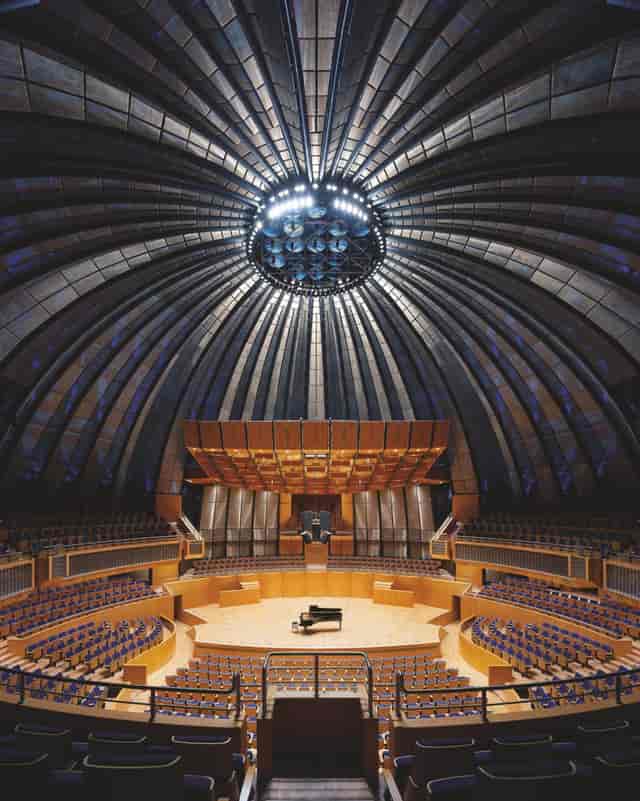 Tonhalle Düsseldorf concert hall: Tiered plenary venue for corporate keynote presentations.