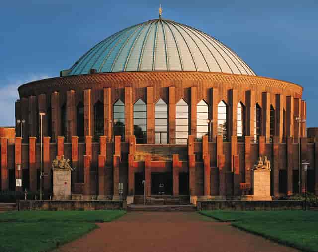 Kammermusiksaal at Tonhalle Düsseldorf: Modern auditorium for plenary sessions and conferences.