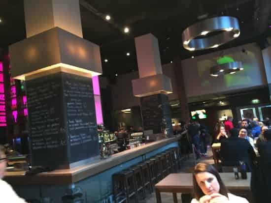 Bar