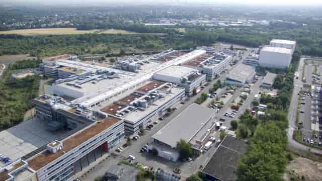 Hybrix industrial venue in Cologne, ideal for large-scale tradeshows and automotive launches.
