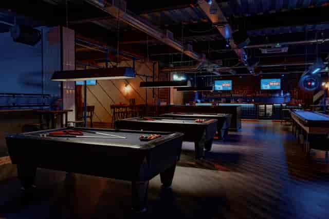 Trendy venue with pool tables for events in Roxy Lanes, Bristol - networking and parties.