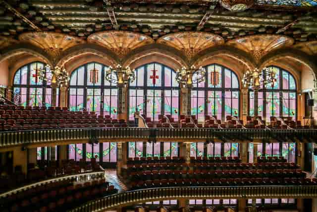 Palau de la Música Catalana auditorium: tiered architecture for gala ceremonies and keynotes.