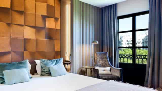Luxury boutique hotel room at Terrace Center, Hotel Condes de Barcelona for VIP events and retreats.