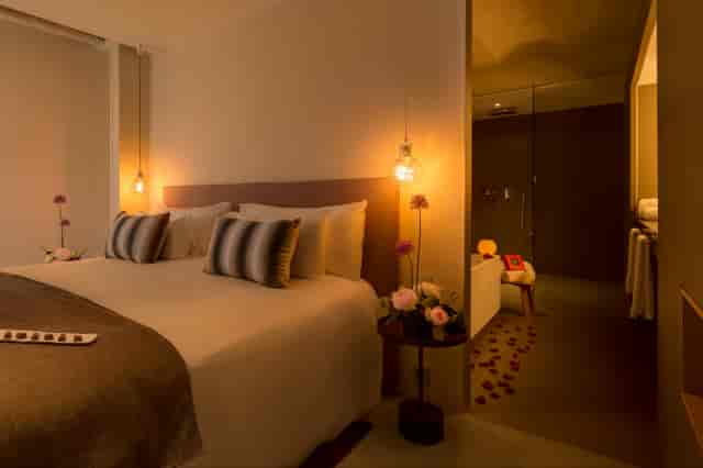 Luxury Ohla Eixample hotel suite for executive travel and VIP events.