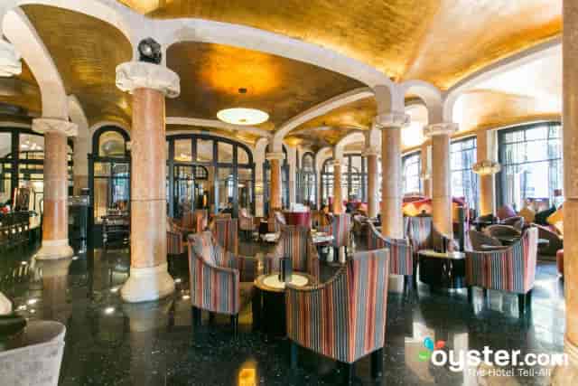 Modernista III lounge at Hotel Casa Fuster: elegant venue for VIP networking and cocktail events.