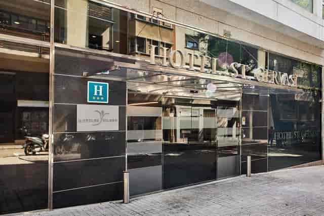 Albatros at Hotel Silken Sant Gervasi: 3-star budget hotel for business meetings and events.