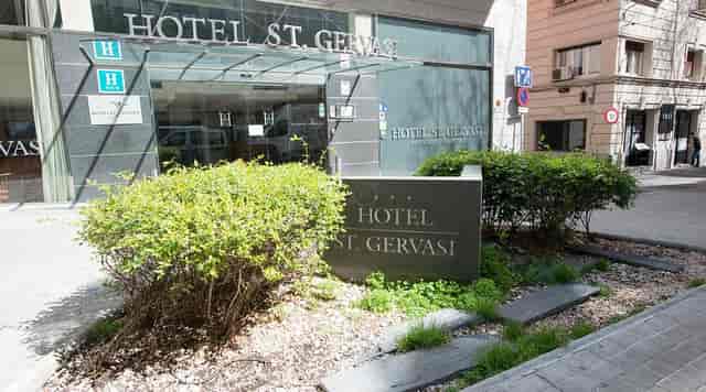 Hotel Silken Sant Gervasi exterior, intimate meeting venue for small business events.