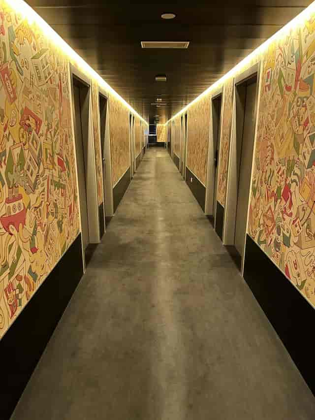 Playful Room Slang corridor at Vincci Bit, ideal for creative events and vibrant hotel stays.