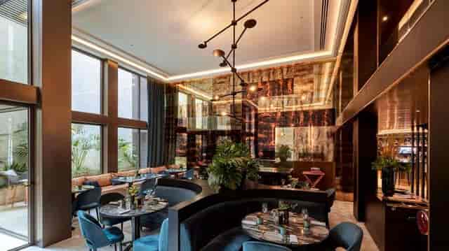 Almanac Barcelona luxury restaurant for corporate dinners and VIP networking.