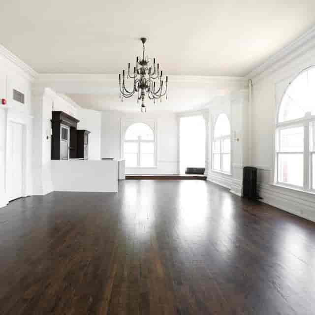 Conversation Room with hardwood floors for intimate weddings and corporate networking events.