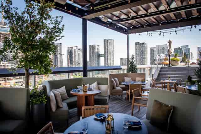Harriet’s Rooftop venue with skyline views for networking receptions and executive dinners.