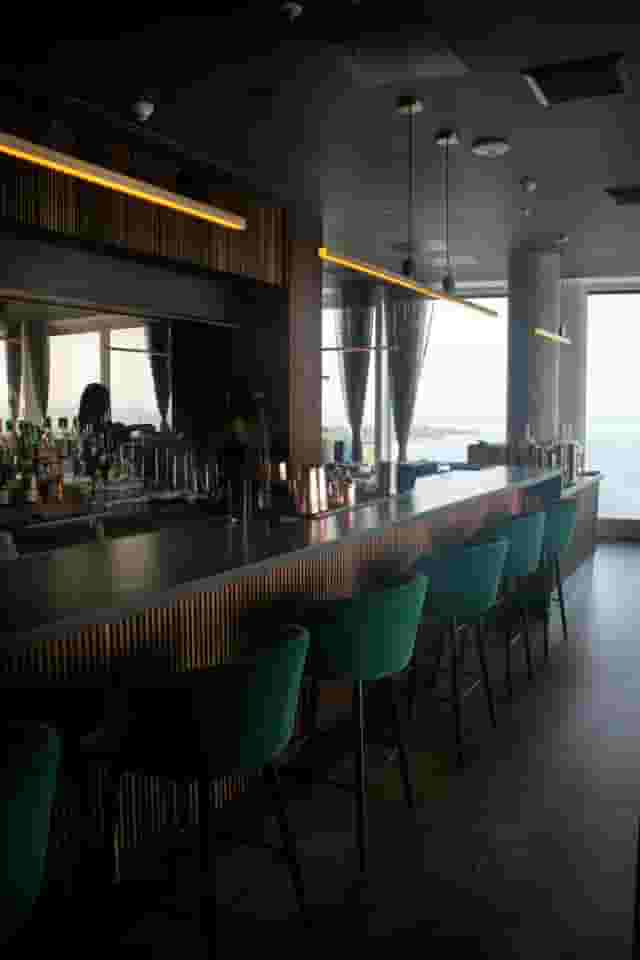 Cocktail bar