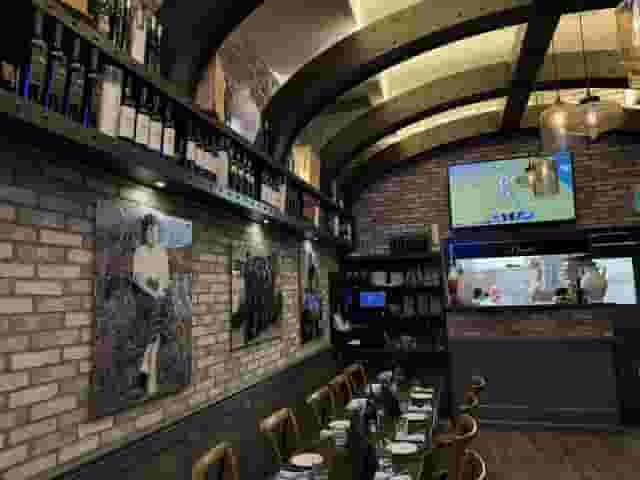 Bar and lounge