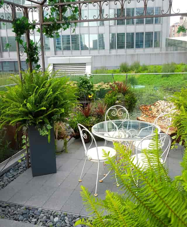 Serene outdoor terrace in Shangri-La Toronto for meetings and gatherings.