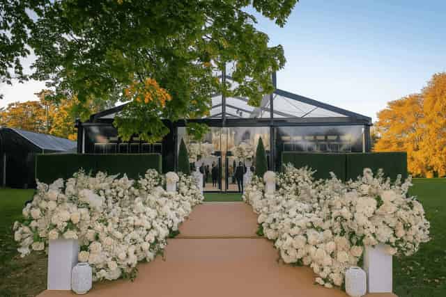 Banquet hall