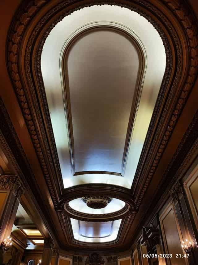 Performing arts theater