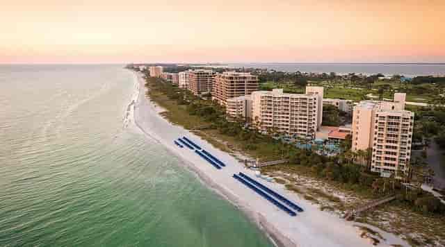 Beachfront corporate retreat at Longboat Key Club for incentive travel and outdoor breakout events.