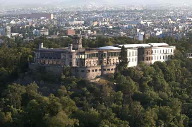Grand Fiesta Americana Chapultepec business center with city views for corporate gala events.
