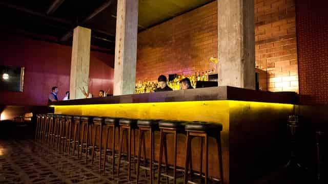 Bar