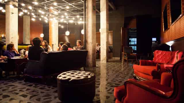 Bar