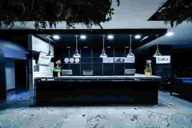 Live music bar
