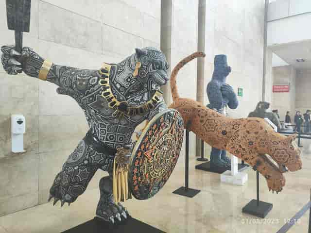 Lobby art installation at Palacio de la Canal, Centro Banamex for conference networking.