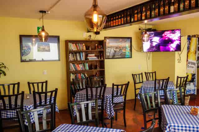 Club Alemán restaurant dining space for informal team debriefs and networking events.