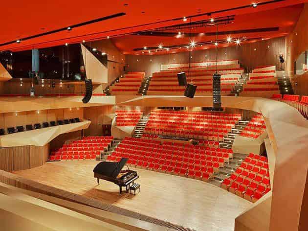Performing arts theater