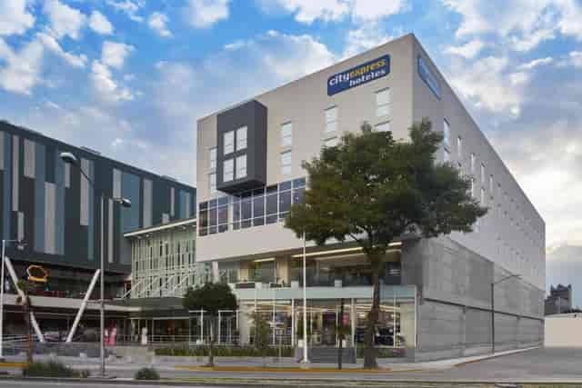 Modern City Express by Marriott Ciudad De México La Raza hotel for corporate events and business trips.