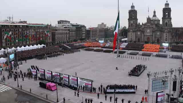 Explanada Cuauhtémoc outdoor activation: large-scale crowd management at a Mexico City public event.