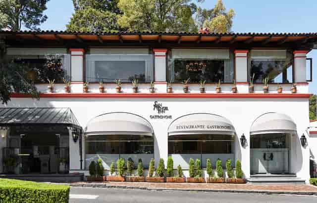 Veranda at San Angel Inn: Upscale corporate luncheon venue with elegant outdoor dining space.