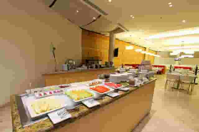 Salon B