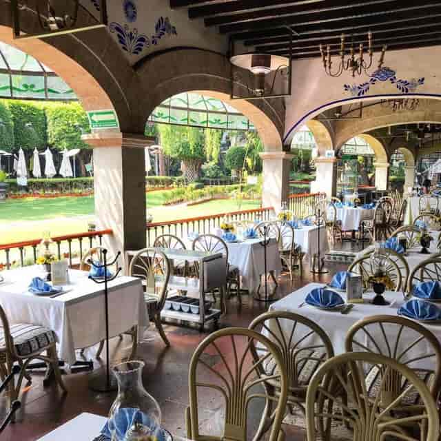 Open-air function room at Hacienda de Tlalpan for corporate luncheons and business events.