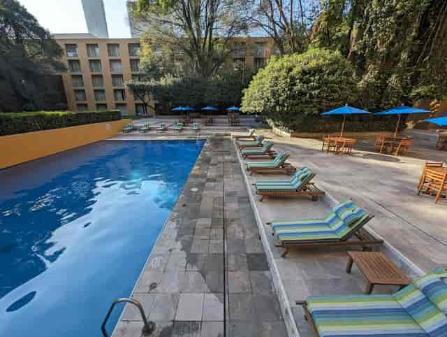 Guanajuato pool deck at Camino Real Polanco: outdoor incentive event space and networking venue.