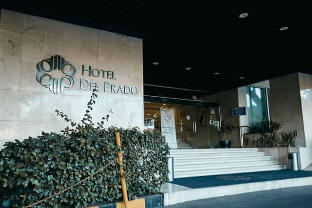 Hidalgo A Lounge