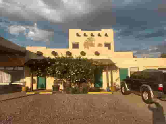 Bar & Cafe