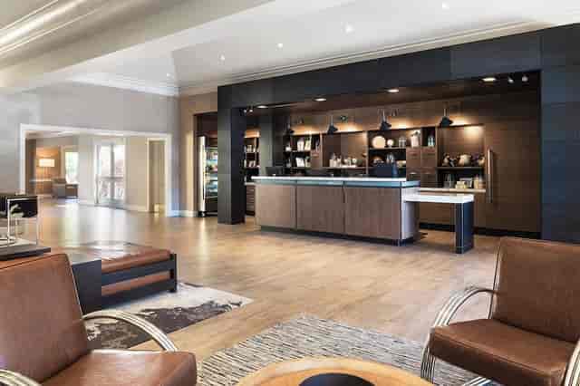 Jr Boardroom at Four Points San Rafael, modern hotel meeting space for professional events.