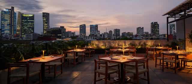 Contempo Queen Terraza