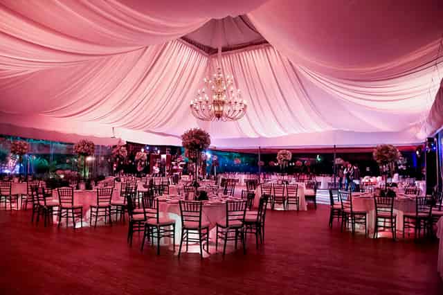 Banquet hall