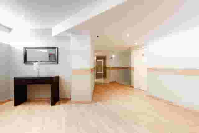 Salon Acacias