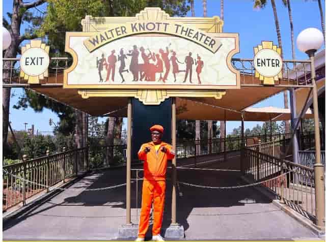 Walter Knott Theater signage at Knott's Berry Farm for event venue navigation and crowd control.