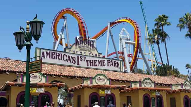 Rosamond Salon II venue at Knott's Berry Farm for corporate events and private party bookings.
