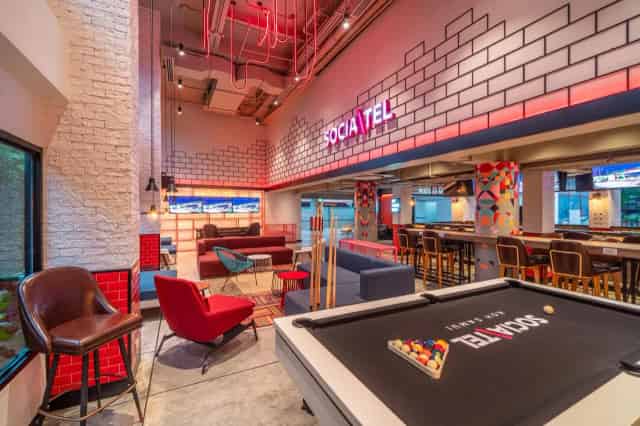 Bar